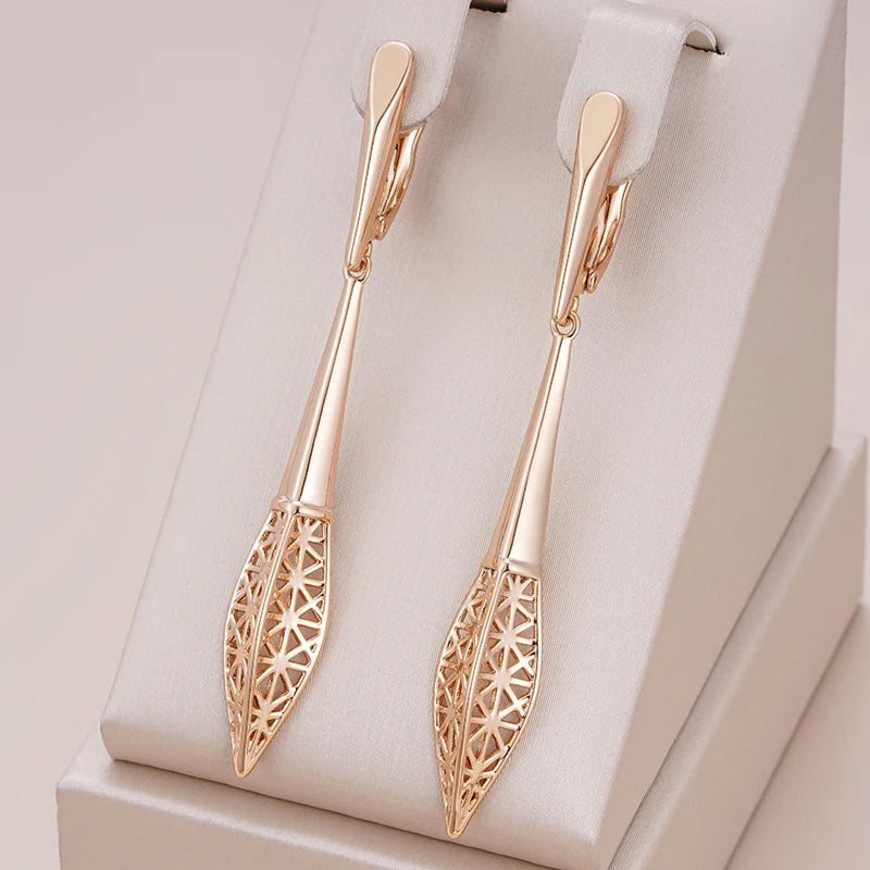 Hollow Flower Dangle Earrings