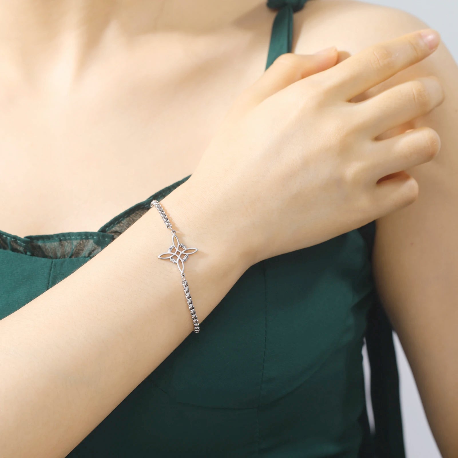 Witchcraft Witch Knot Charm Bracelet