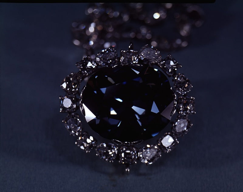 Stories Behind the Jewelry (1) - The Hope Diamond