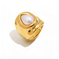 Hammered Pearl Chunky Ring