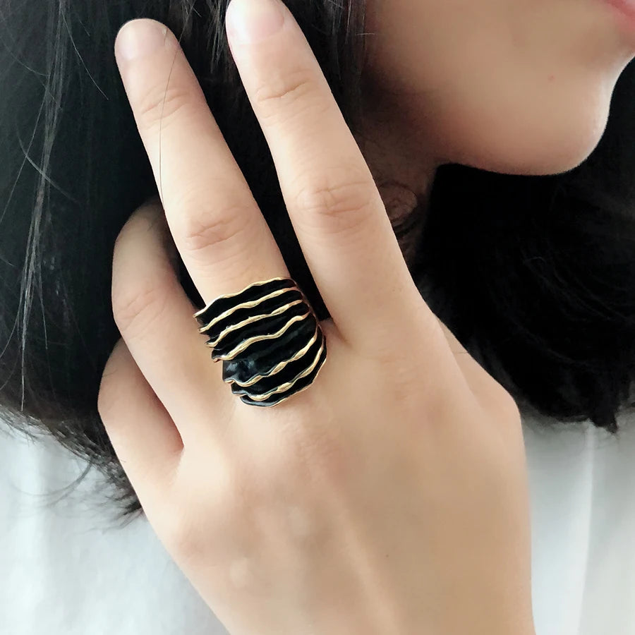 Punk Wave Line Ring