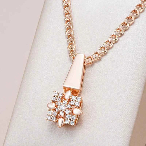 Rose Gold Color Crystal Flower Pendant Necklace