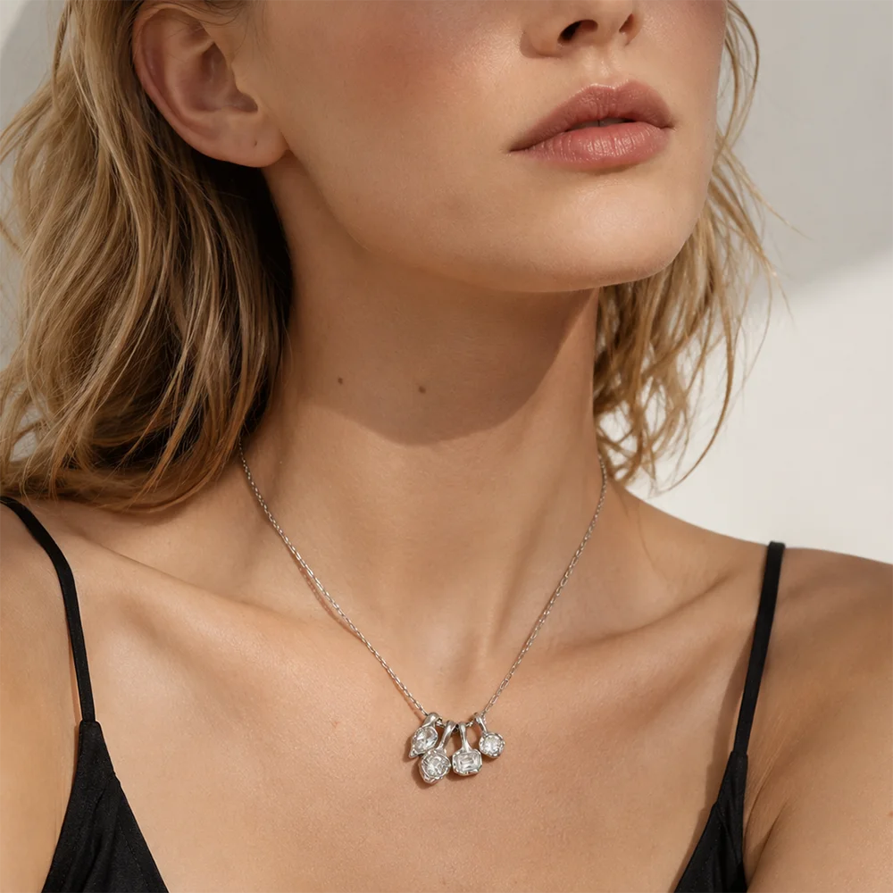Hammered Multi Crystal Paperclip Necklace - SEIYI