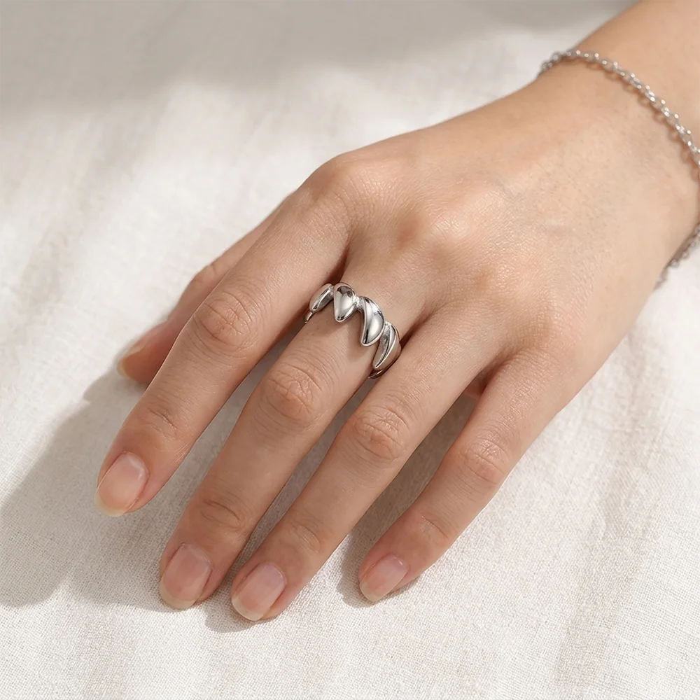 Serrated Wave Stacking Band Ring - SEIYI