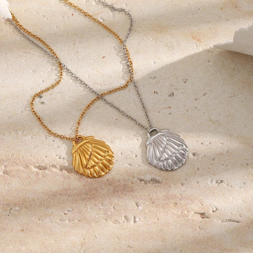 Textured Seashell Pendant Necklace - SEIYI