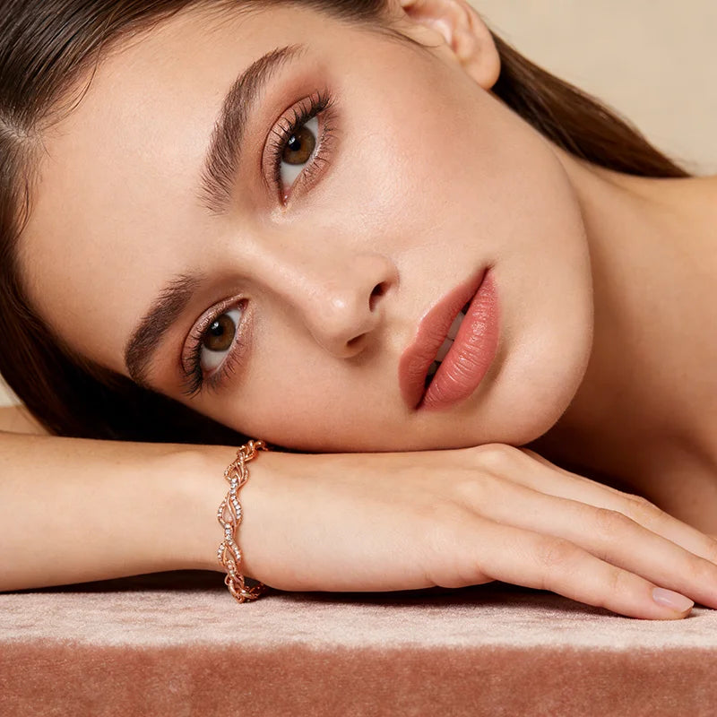 Twisted Leaf Zircon Pavé Bracelet - SEIYI