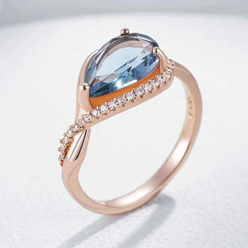 Grey Teardrop Zircon Rose Gold Ring