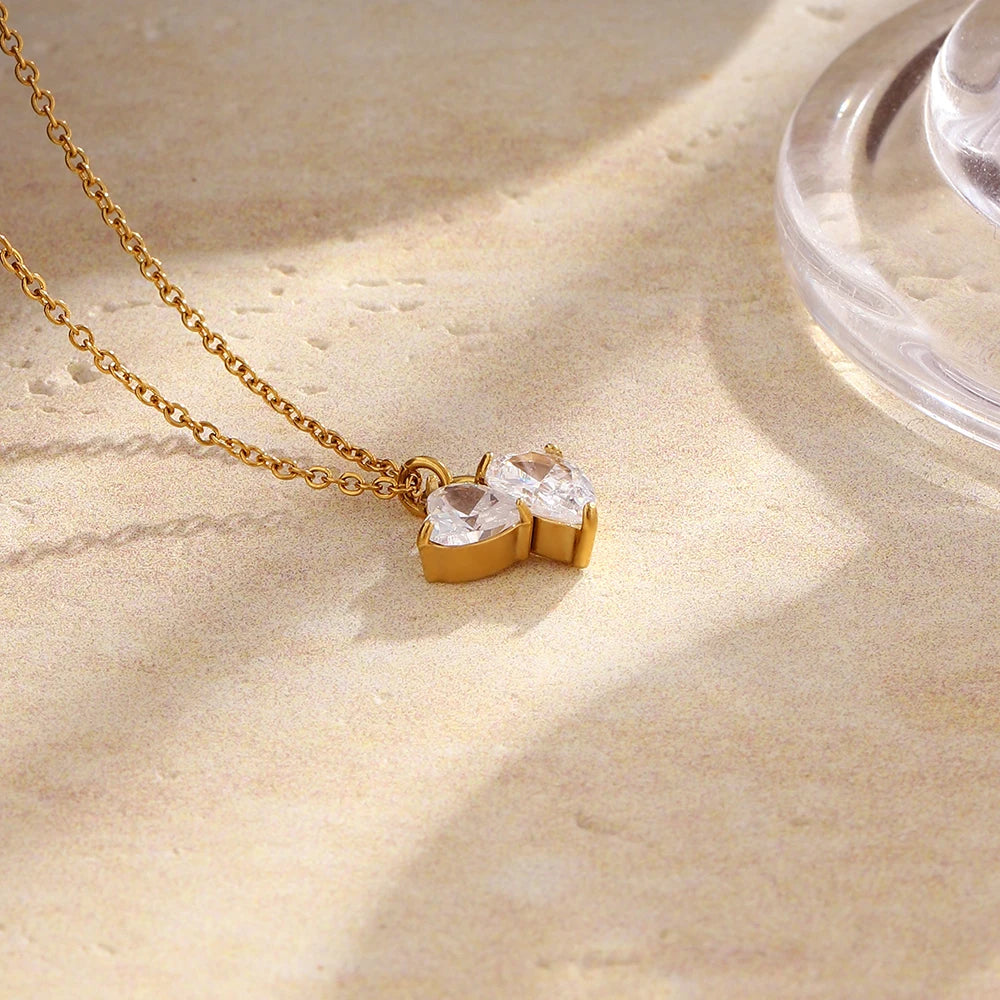 Intertwined Heart Zircon Pendant Necklace - SEIYI