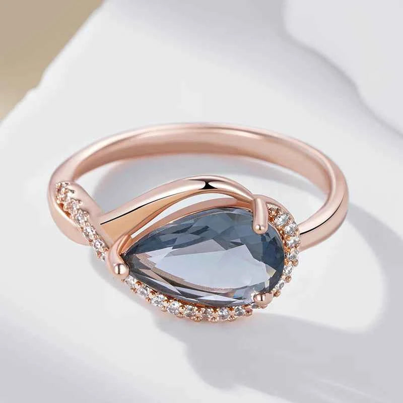 Grey Teardrop Zircon Rose Gold Ring