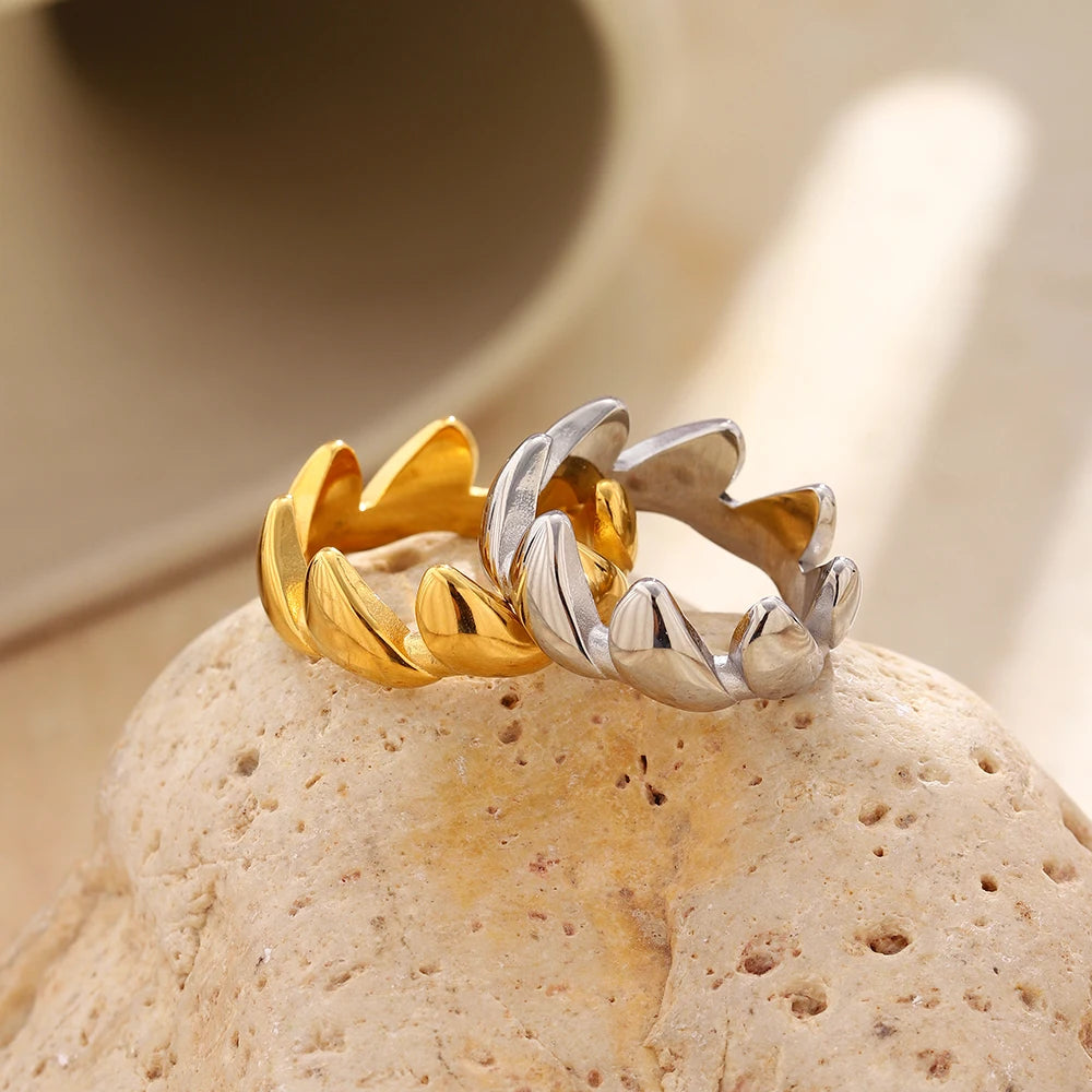 Serrated Wave Stacking Band Ring - SEIYI