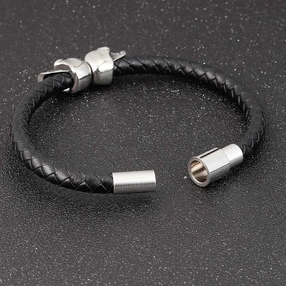 Gothic Double Skull Leather Bracelet